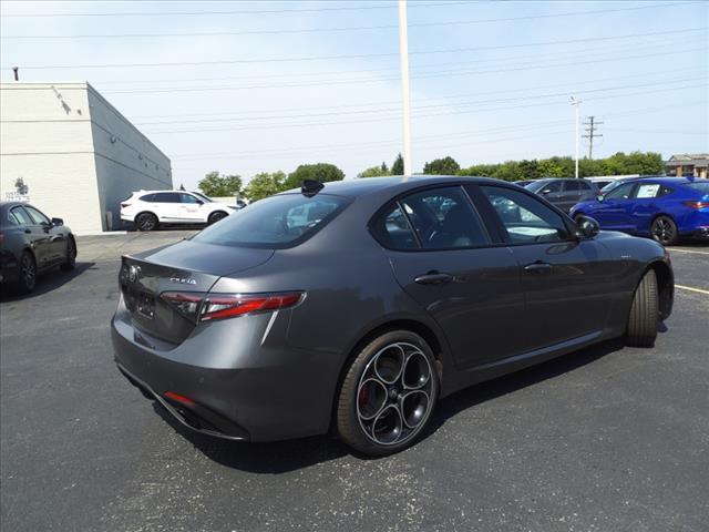 2024 Alfa Romeo Giulia GIULIA VELOCE AWD