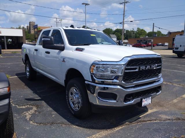 2023 RAM Ram 3500 RAM 3500 TRADESMAN CREW CAB 4X4 64 BOX