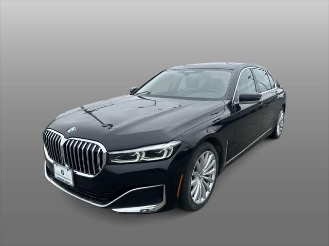 2022 BMW 740