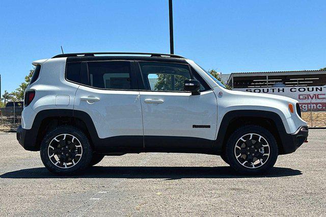2023 Jeep Renegade Trailhawk 4x4