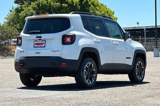 2023 Jeep Renegade Trailhawk 4x4