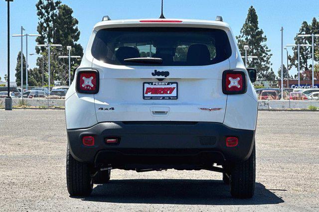 2023 Jeep Renegade Trailhawk 4x4
