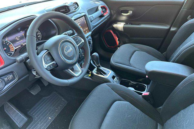 2023 Jeep Renegade Trailhawk 4x4