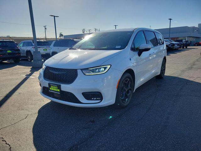 2023 Chrysler Pacifica Hybrid PACIFICA PLUG-IN HYBRID TOURING L 2023 Chrysler Pacifica Hybrid PACIFICA PLUG-IN HYBRID TOURING L