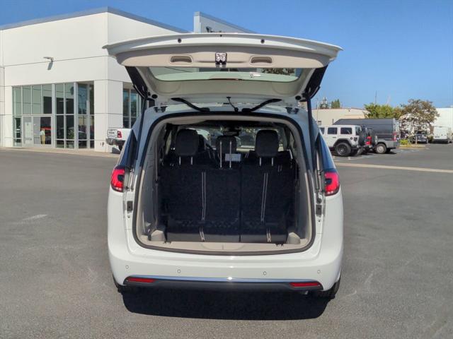 2023 Chrysler Pacifica Plug-In Hybrid PACIFICA PLUG-IN HYBRID LIMITED
