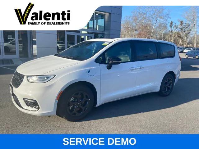 2023 Chrysler Pacifica Hybrid PACIFICA PLUG-IN HYBRID LIMITED 2023 Chrysler Pacifica Hybrid PACIFICA PLUG-IN HYBRID LIMITED