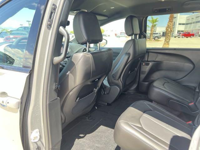 2023 Chrysler Pacifica PACIFICA TOURING L