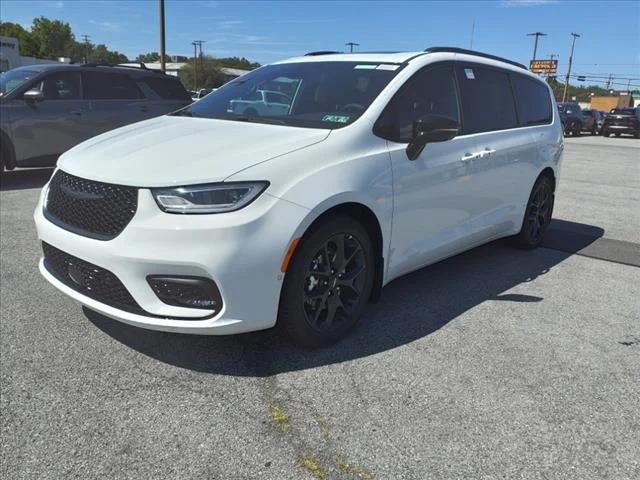 2023 Chrysler Pacifica PACIFICA LIMITED