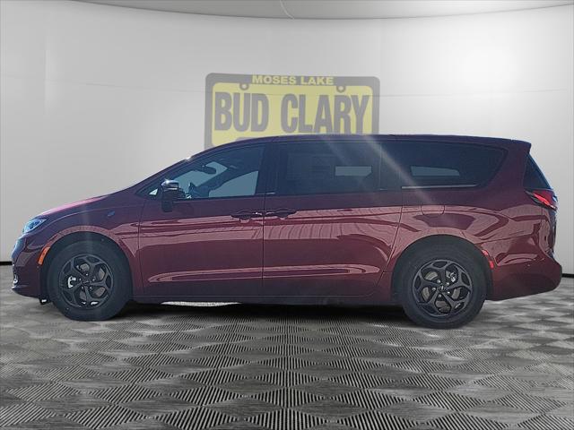 2023 Chrysler Pacifica Hybrid PACIFICA PLUG-IN HYBRID LIMITED