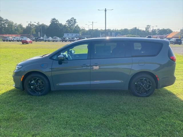 2023 Chrysler Pacifica Plug-In Hybrid PACIFICA PLUG-IN HYBRID TOURING L