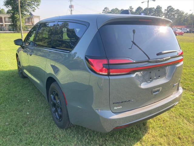 2023 Chrysler Pacifica Plug-In Hybrid PACIFICA PLUG-IN HYBRID TOURING L