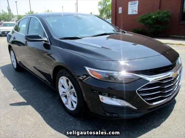 2022 Chevrolet Malibu FWD LT for sale in West Allis, WI
