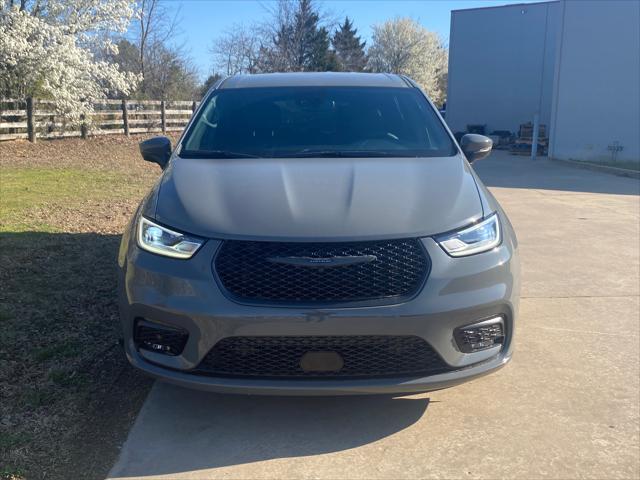 2023 Chrysler Pacifica Hybrid PACIFICA PLUG-IN HYBRID TOURING L