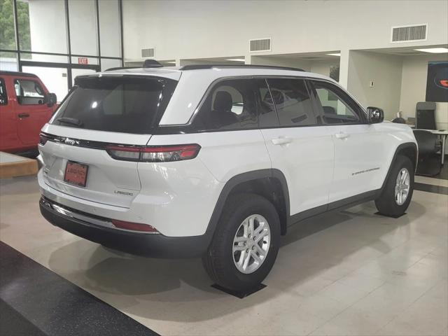 2023 Jeep Grand Cherokee GRAND CHEROKEE LAREDO 4X4