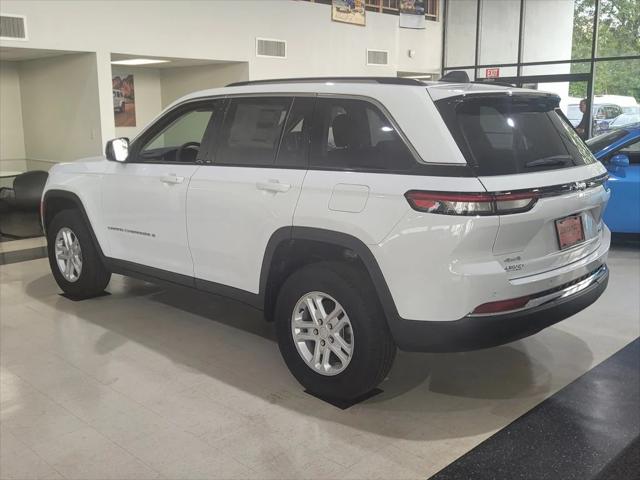 2023 Jeep Grand Cherokee GRAND CHEROKEE LAREDO 4X4