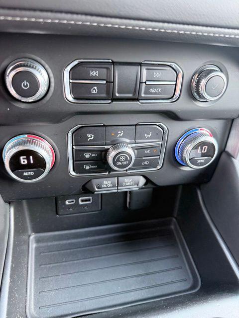 2022 GMC Yukon 2WD SLE