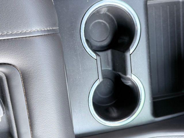 2022 GMC Yukon 2WD SLE