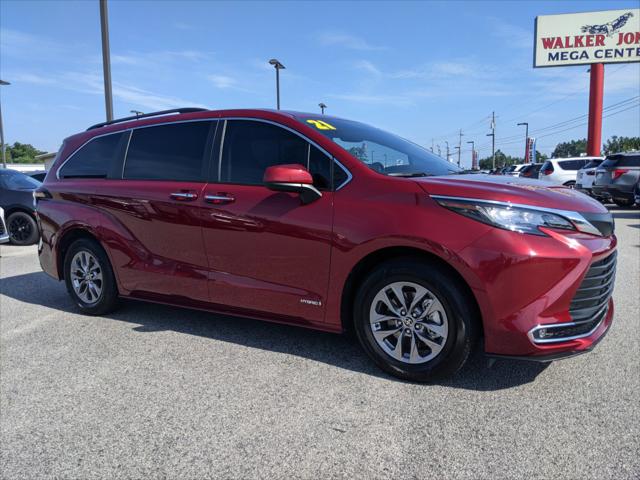 2021 Toyota Sienna XLE