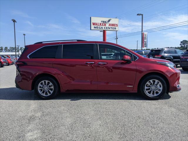 2021 Toyota Sienna XLE