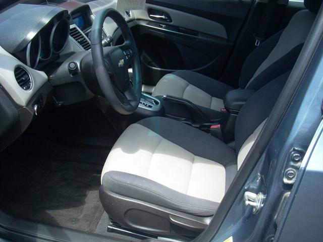 2012 Chevrolet Cruze LS