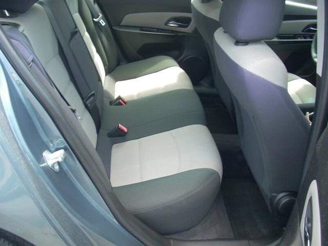 2012 Chevrolet Cruze LS