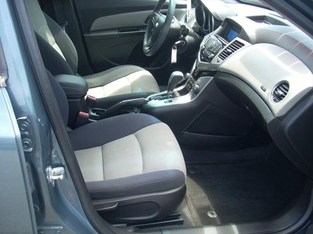 2012 Chevrolet Cruze LS