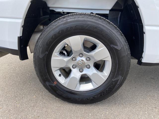 2022 Ram 1500 Big Horn Quad Cab 4x4 6'4" Box