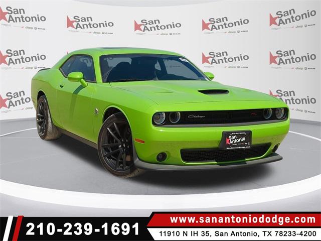 2023 Dodge Challenger CHALLENGER R/T SCAT PACK