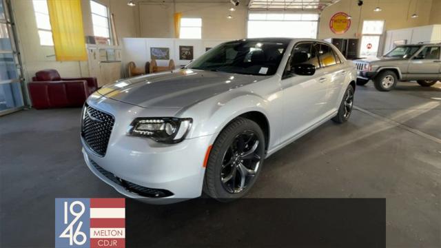 2023 Chrysler Chrysler 300 300 TOURING