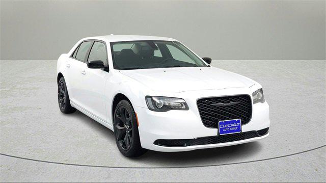 2023 Chrysler Chrysler 300 300 TOURING