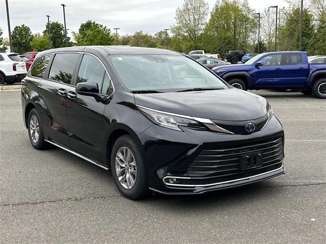 2022 Toyota Sienna XLE