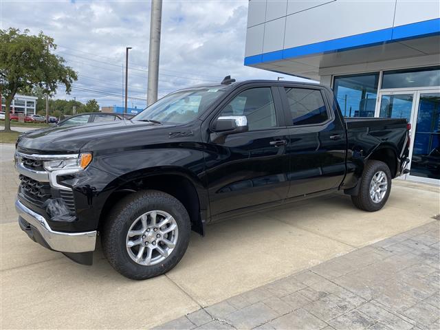 2023 Chevrolet Silverado 1500 4WD Crew Cab Standard Bed LT