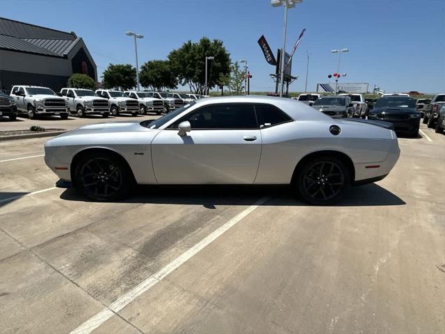 2023 Dodge Challenger CHALLENGER R/T