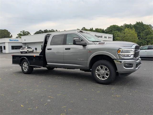 2024 RAM Ram 3500 Chassis Cab RAM 3500 SLT CREW CAB CHASSIS 4X4 60 CA