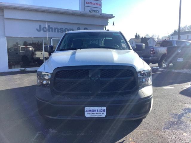 2023 RAM Ram 1500 Classic RAM 1500 CLASSIC TRADESMAN CREW CAB 4X4 57 BOX