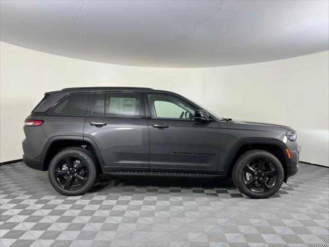 2023 Jeep Grand Cherokee GRAND CHEROKEE LIMITED 4X4