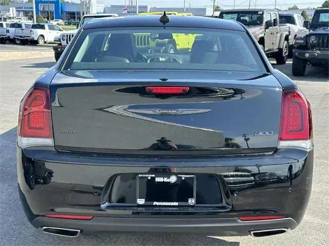 2023 Chrysler Chrysler 300 300 TOURING L AWD