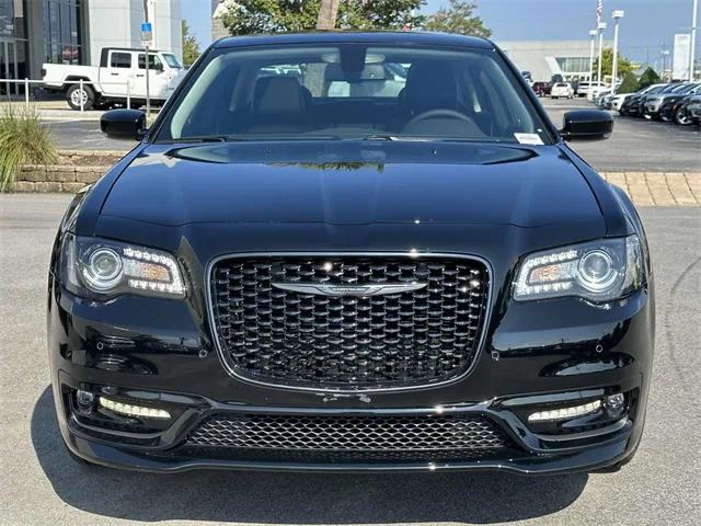 2023 Chrysler Chrysler 300 300 TOURING L AWD