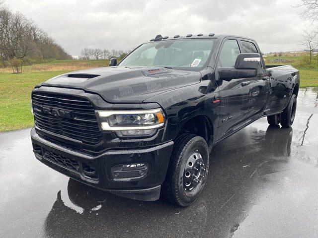 2024 RAM Ram 3500 RAM 3500 LARAMIE CREW CAB 4X4 8 BOX