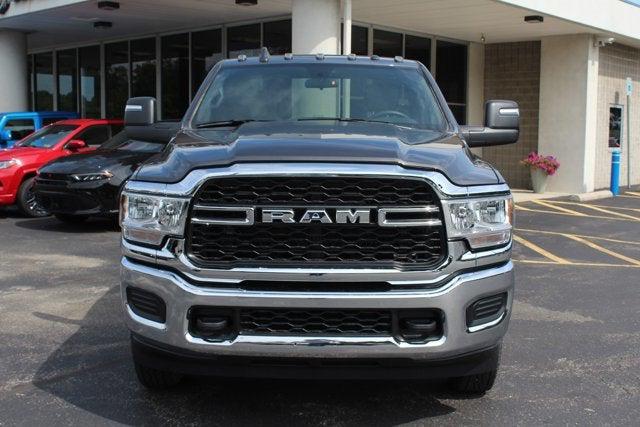 2024 RAM Ram 3500 Chassis Cab RAM 3500 TRADESMAN CHASSIS REGULAR CAB 4X4 60 CA