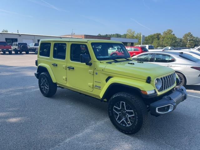 2024 Jeep Wrangler WRANGLER 4-DOOR SAHARA