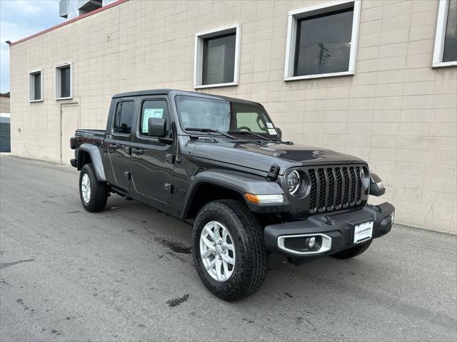 2023 Jeep Gladiator GLADIATOR SPORT S 4X4