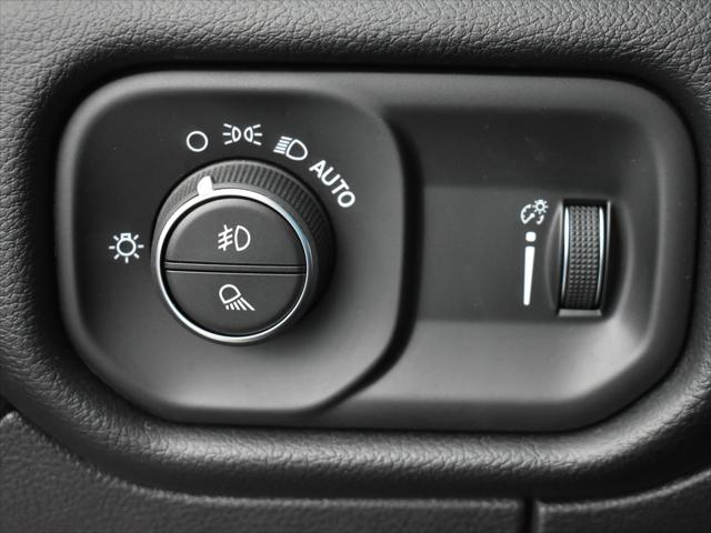 2020 Ram 1500 Big Horn Crew Cab 4x4 57 Box