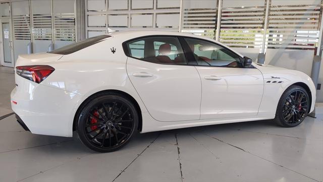 2023 Maserati Ghibli Modena Q4