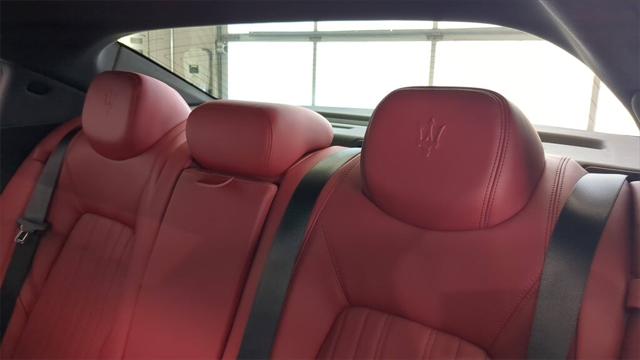 2023 Maserati Ghibli Modena Q4