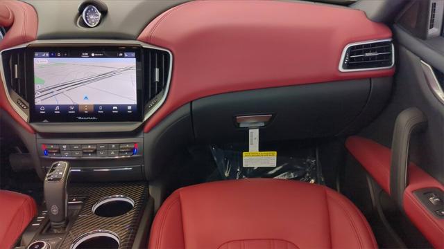 2023 Maserati Ghibli Modena Q4