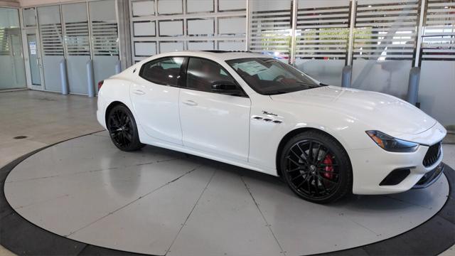 2023 Maserati Ghibli Modena Q4