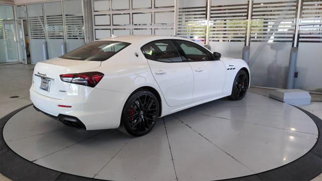 2023 Maserati Ghibli Modena Q4