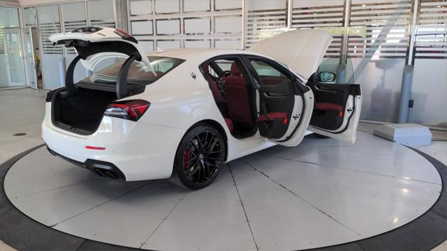 2023 Maserati Ghibli Modena Q4