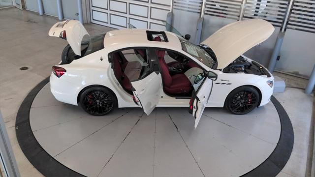 2023 Maserati Ghibli Modena Q4
